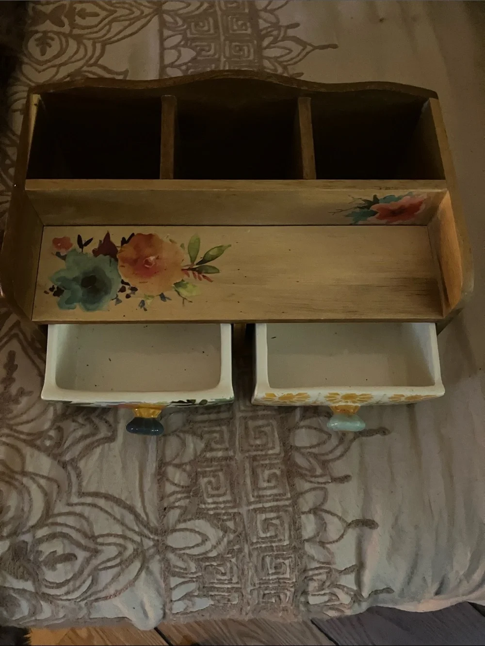 N/A stylish wooden